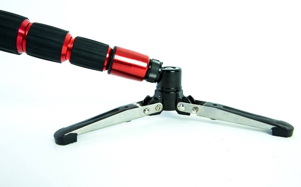 77x22 Monopod with Pan Head (Black) Z9346