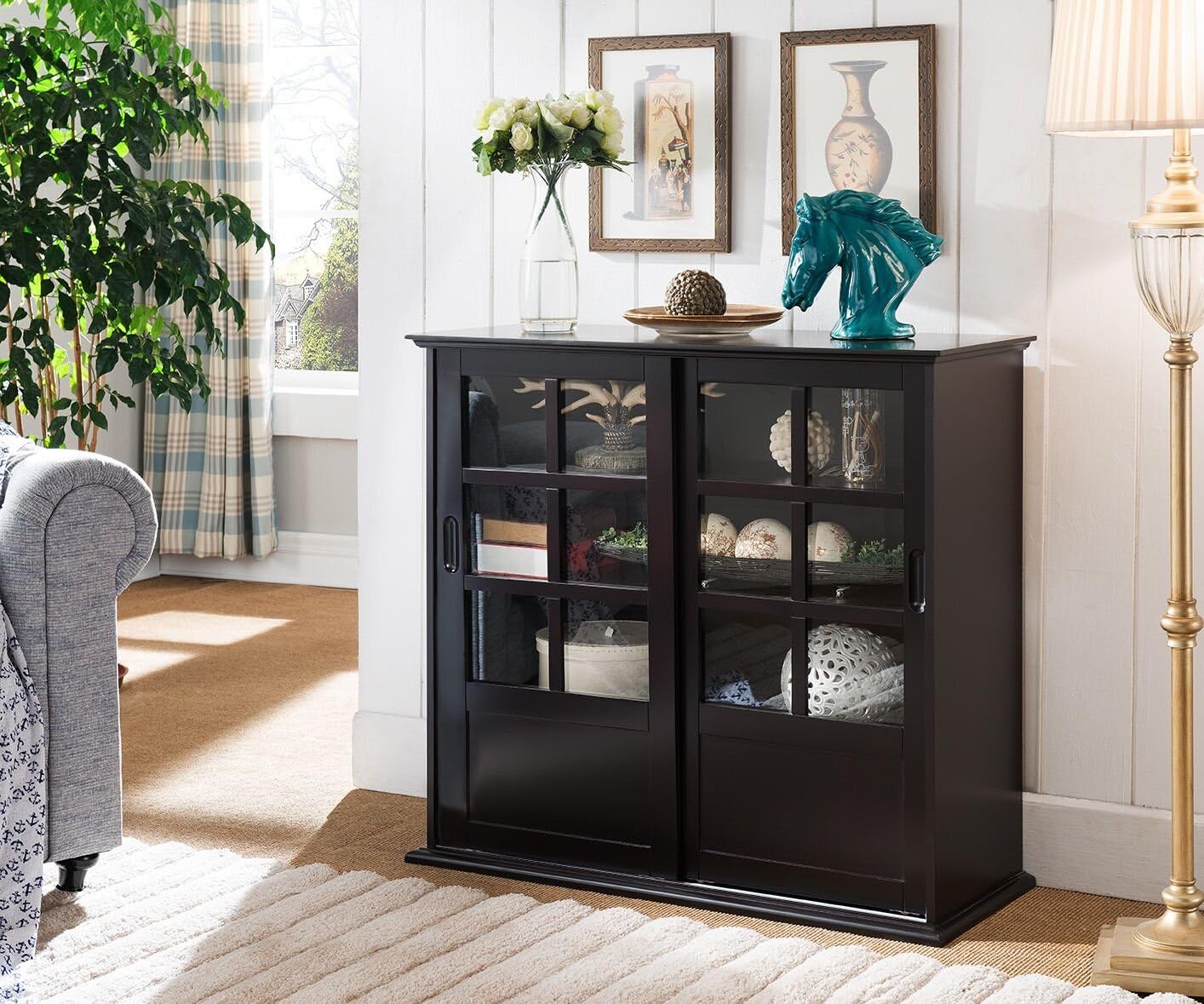 White Wood Curio Cabinet with Glass Sliding Doors D217