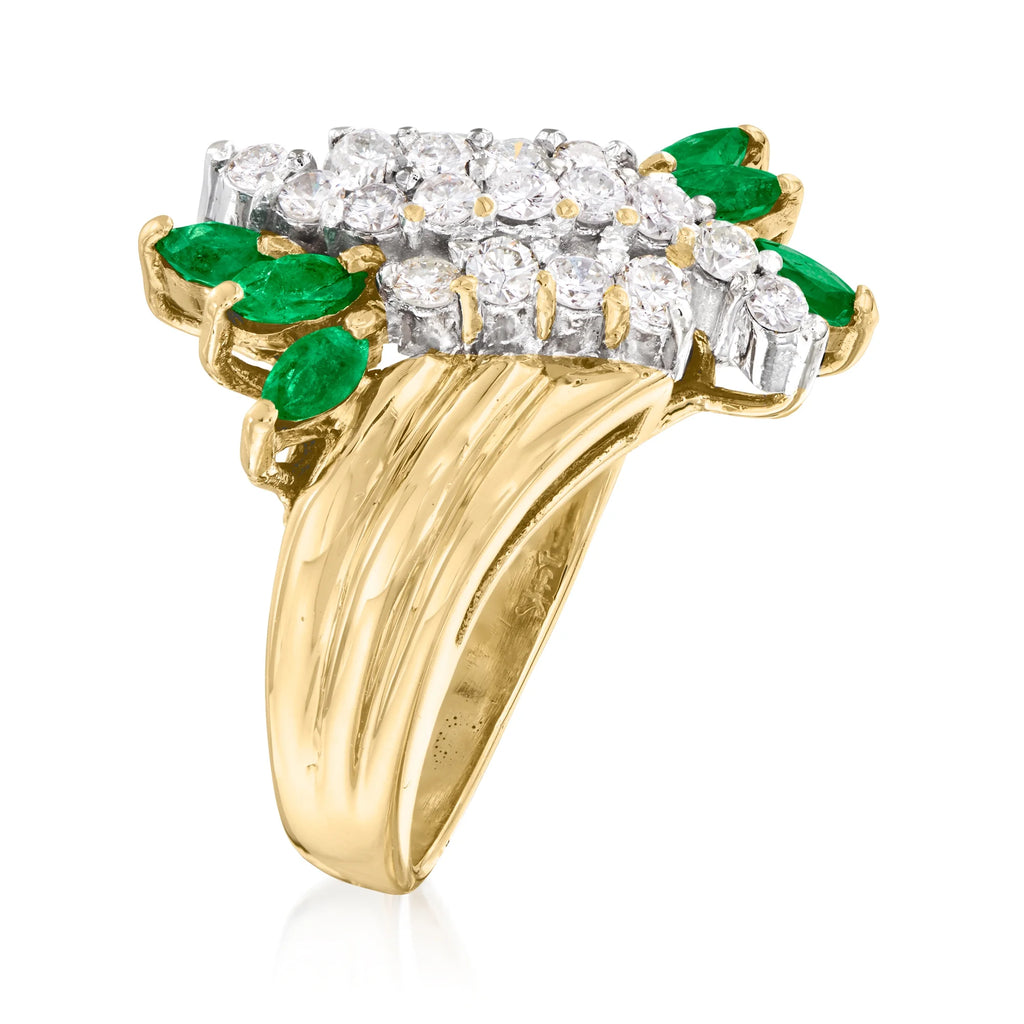 Vintage Diamond and Emerald Ring in 14kt Yellow Gold Y167