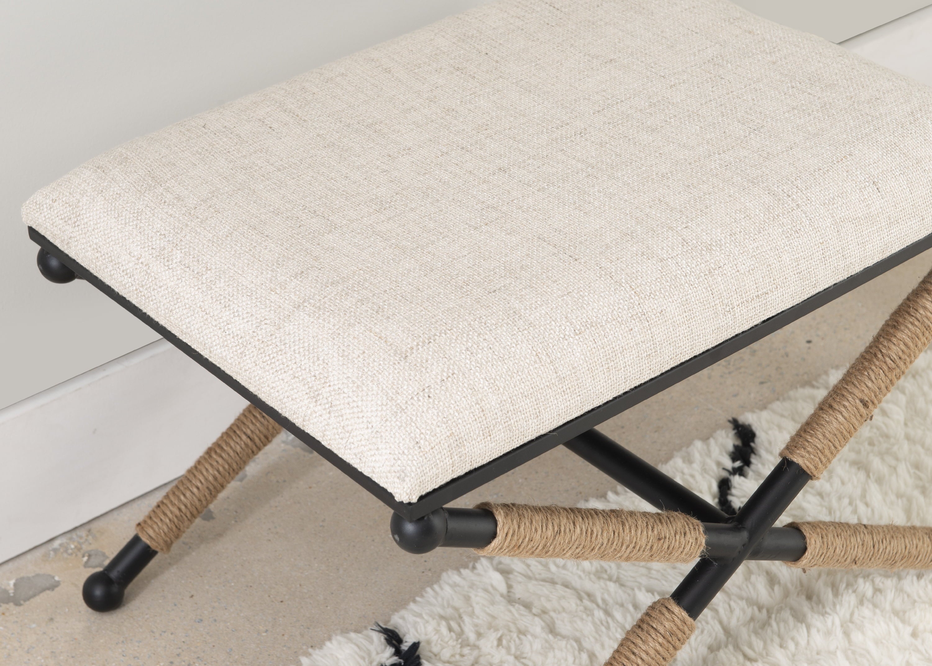 Accent Stool N95756