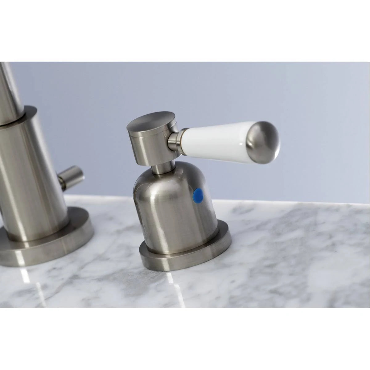 Oil Rubbed Bronze Widespread Bathroom Faucet I503047