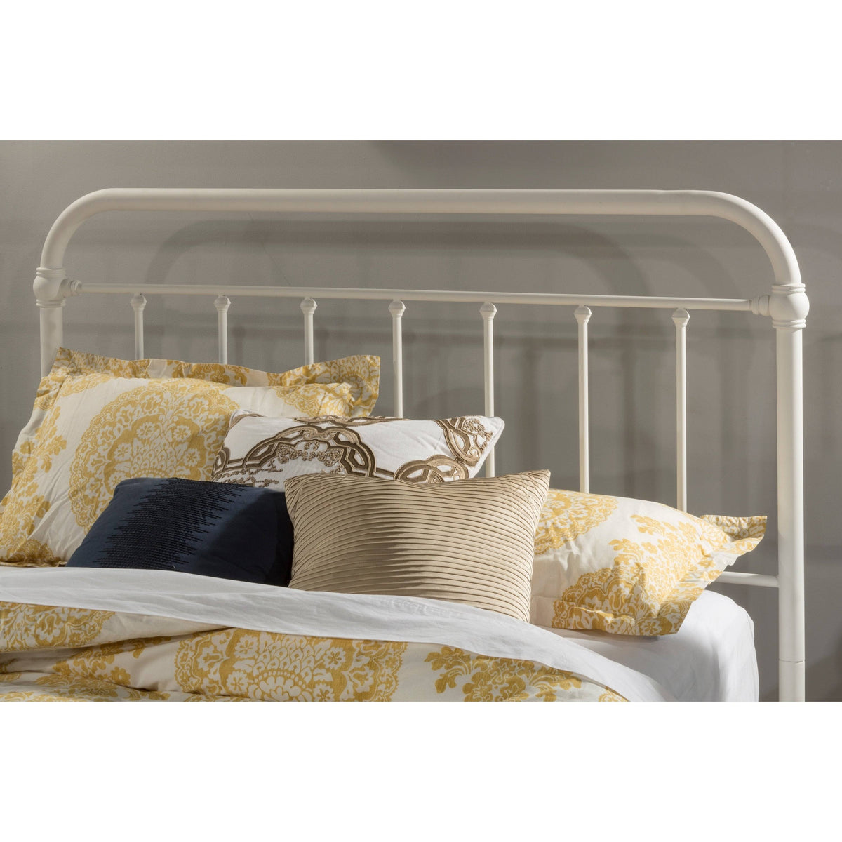 White Metal Headboard Z8639