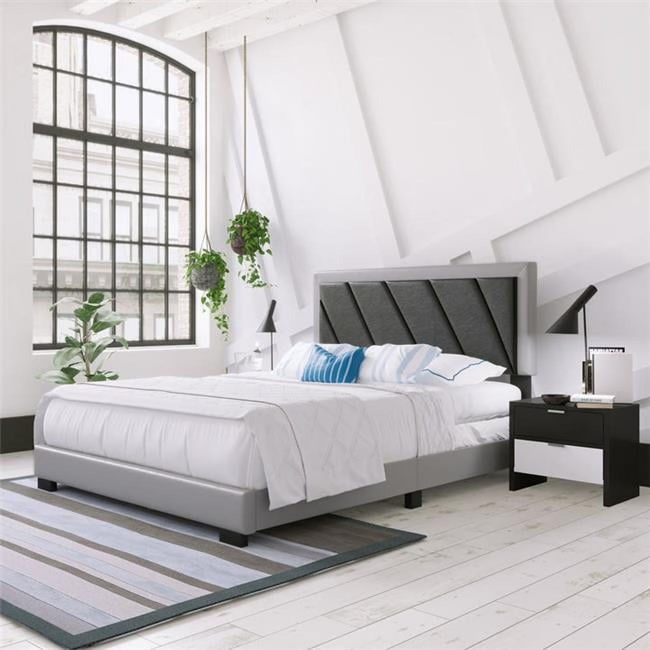 Faux Leather Upholstered Platform Bed P75911