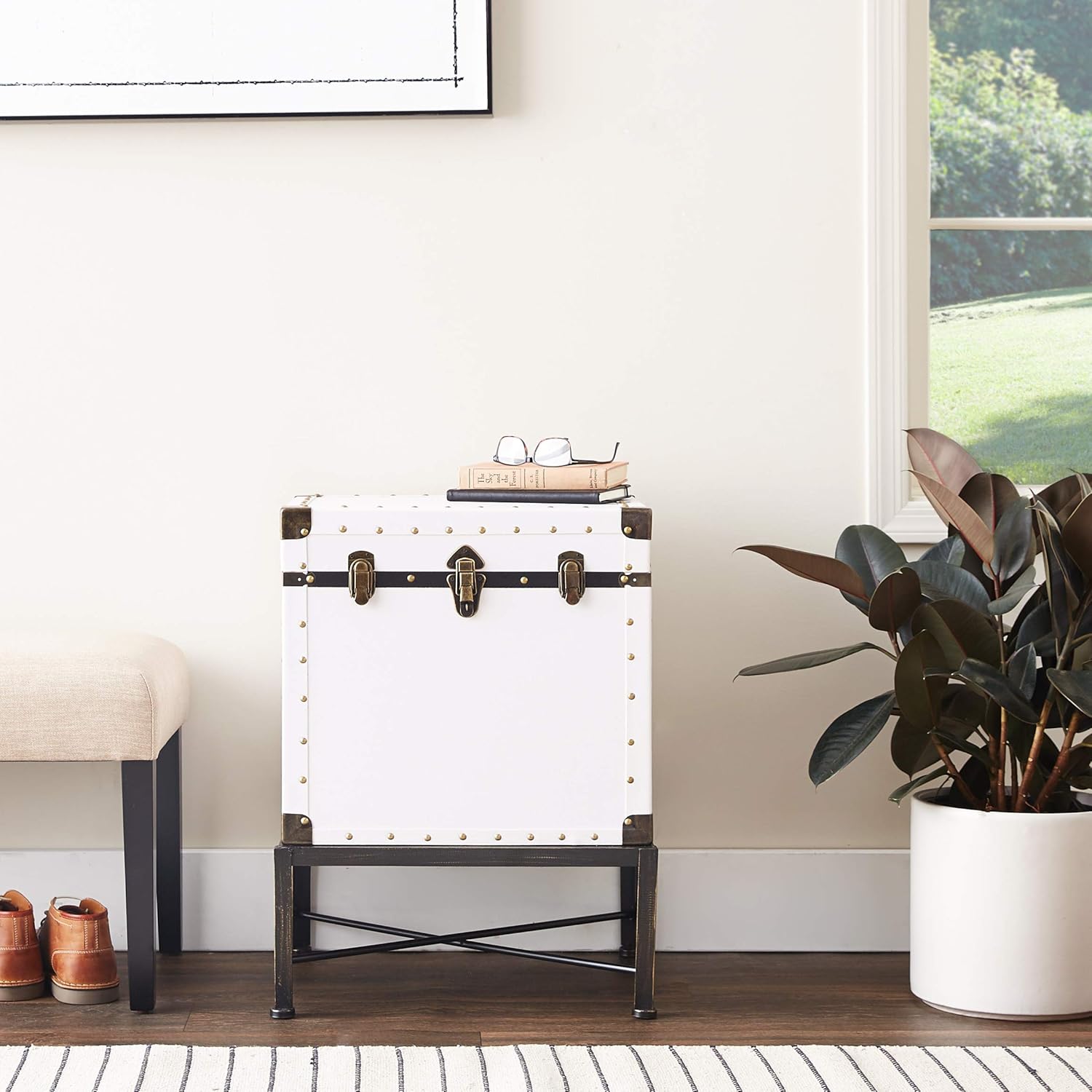 White Accent Cabinet J685
