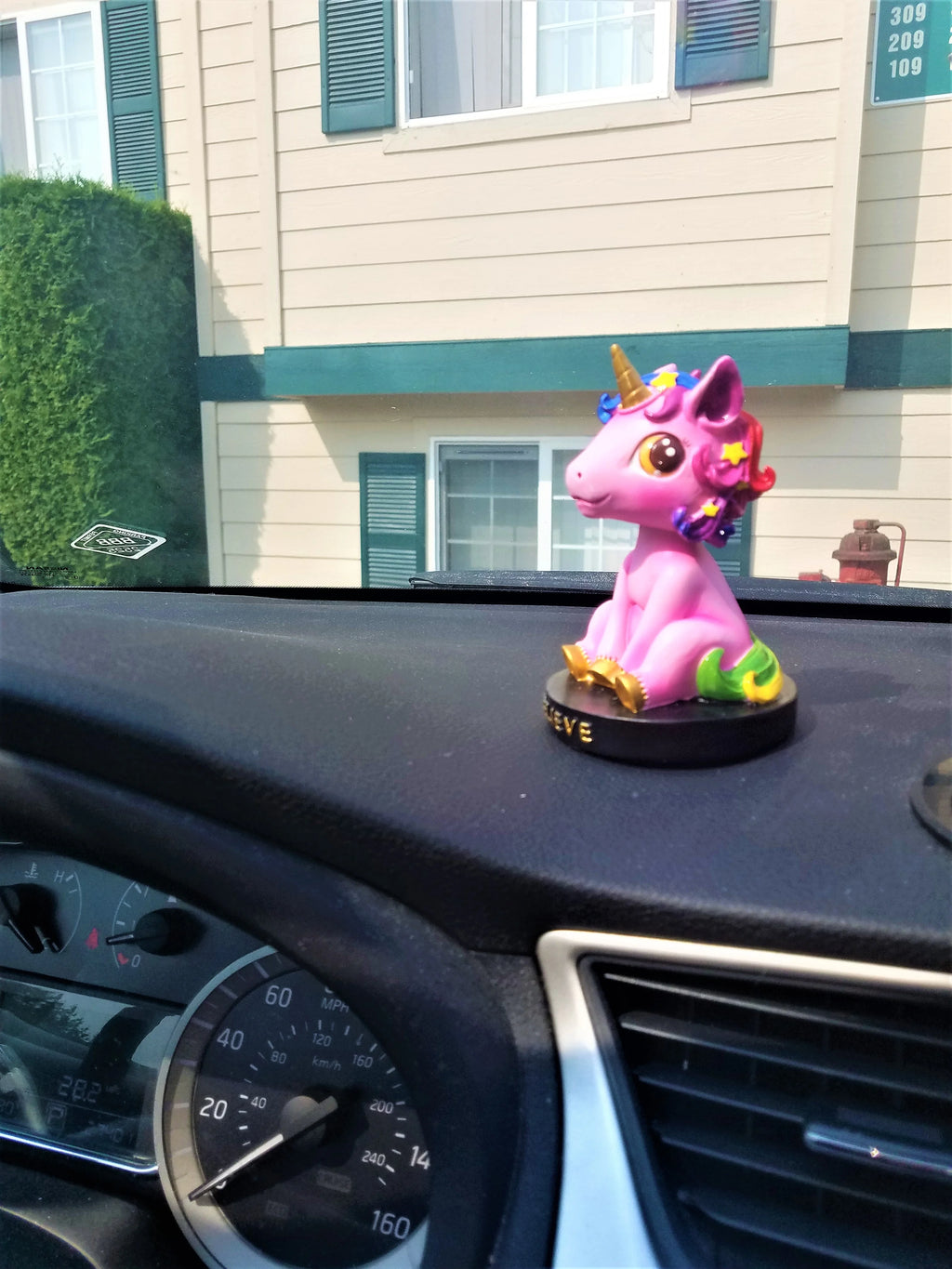 Pink Ceramic Bobblehead Q454560