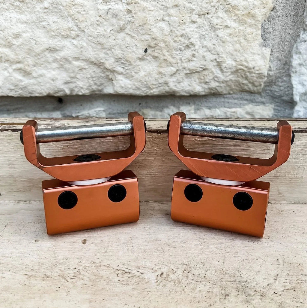 Copper Brown Swivel Stirrup Turner V14593