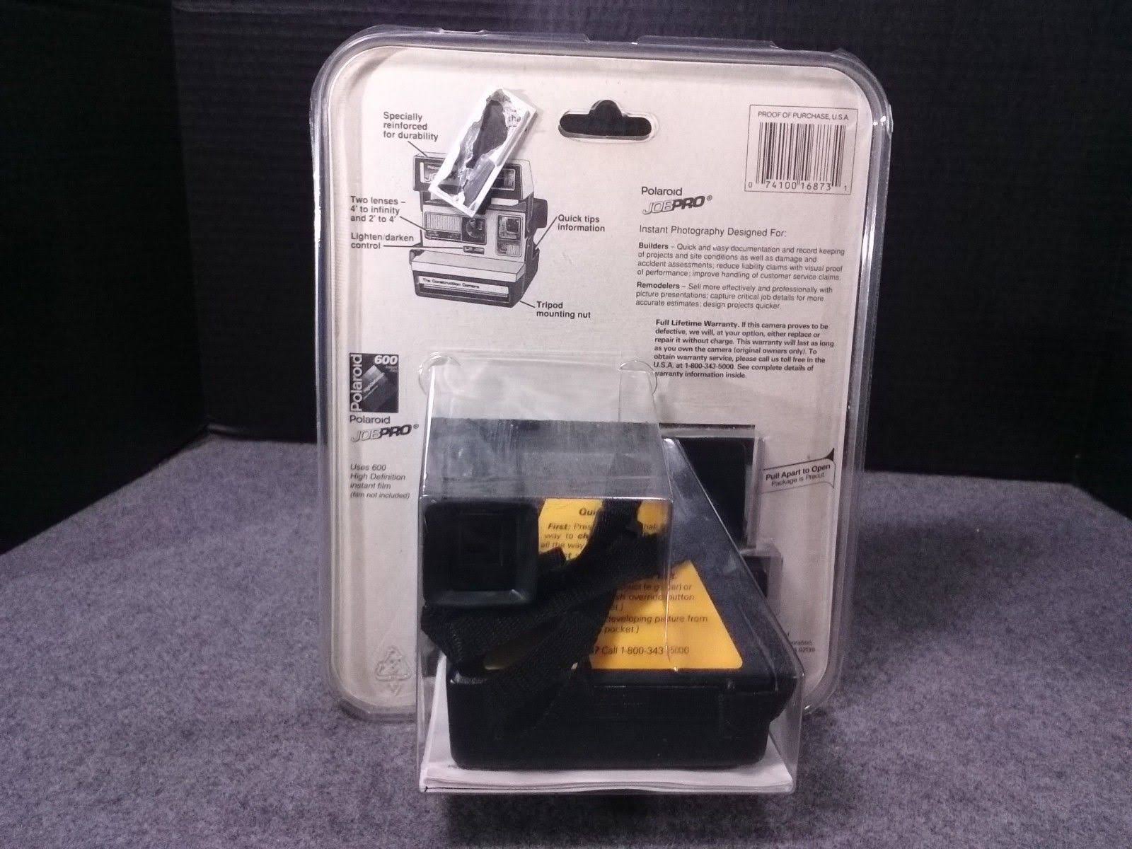 Instant camera black yellow G5587