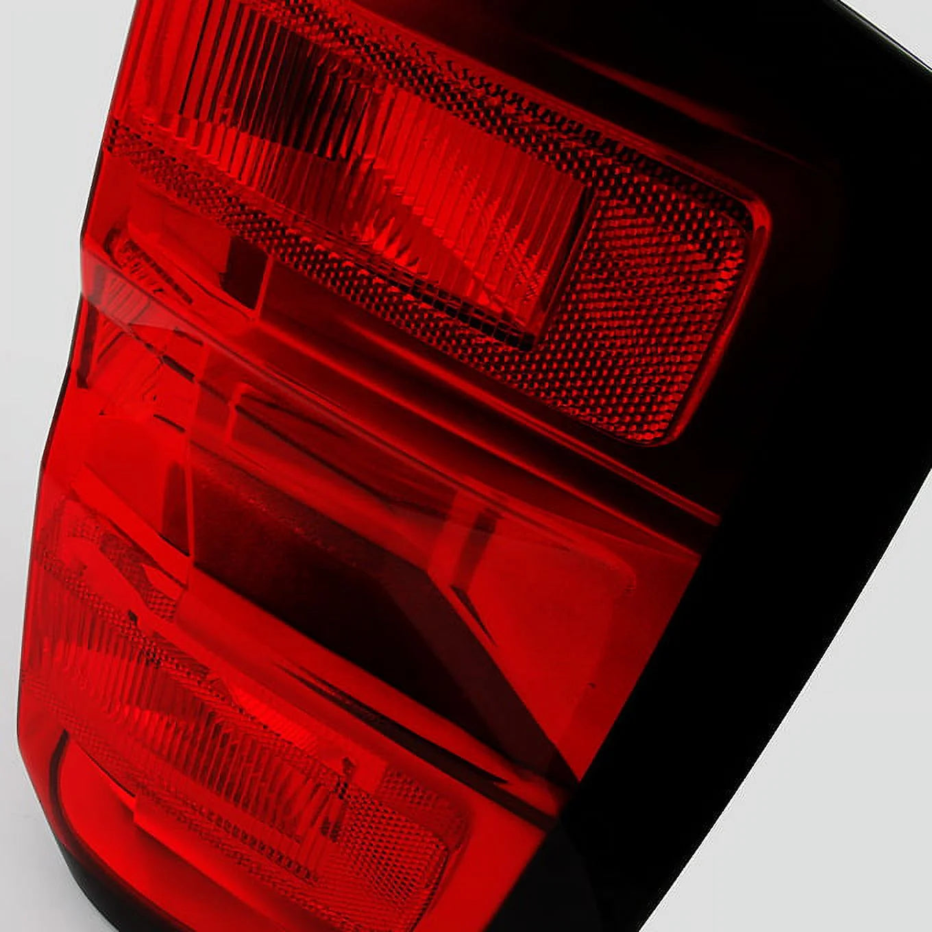 Red Clear Driver Left Side Tail Light Replacement Y450363